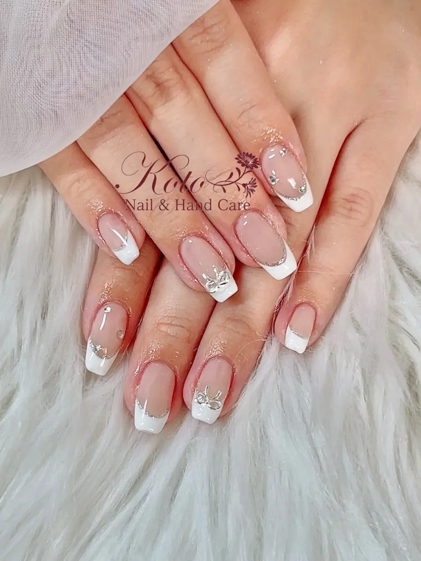 ネイル 長さ出し フレンチネイル ジェルネイル 持ち込み ニュアンスネイル ハンドネイル Nail Salon KOTOのネイルデザイン