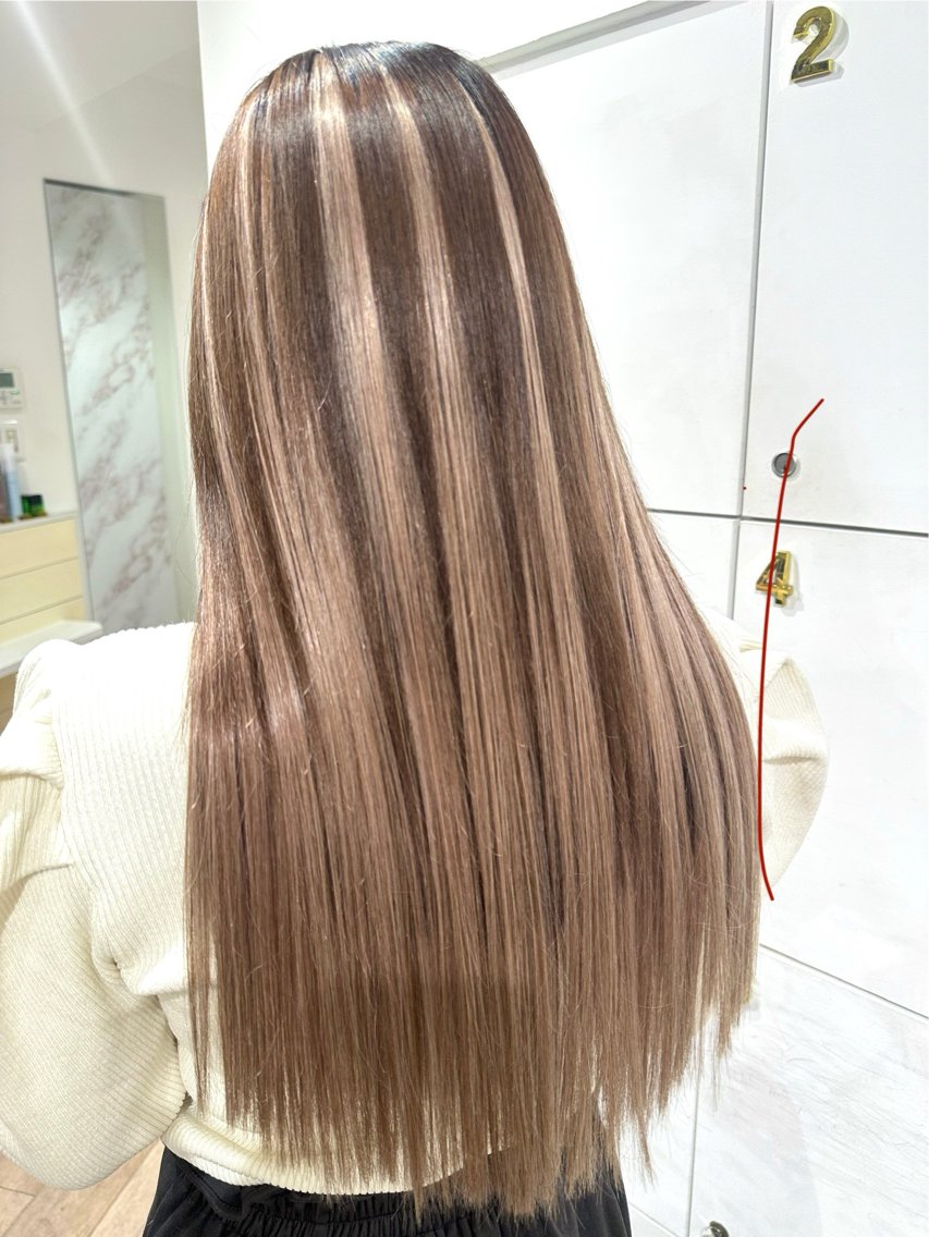 ロング エクステ 💛NOZOMI💛 ハイトーンカラーのヘアスタイル