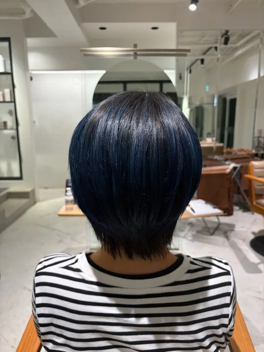 ショート カラー ブラウンカラー UNBIRTHDAY いずみのヘアスタイル