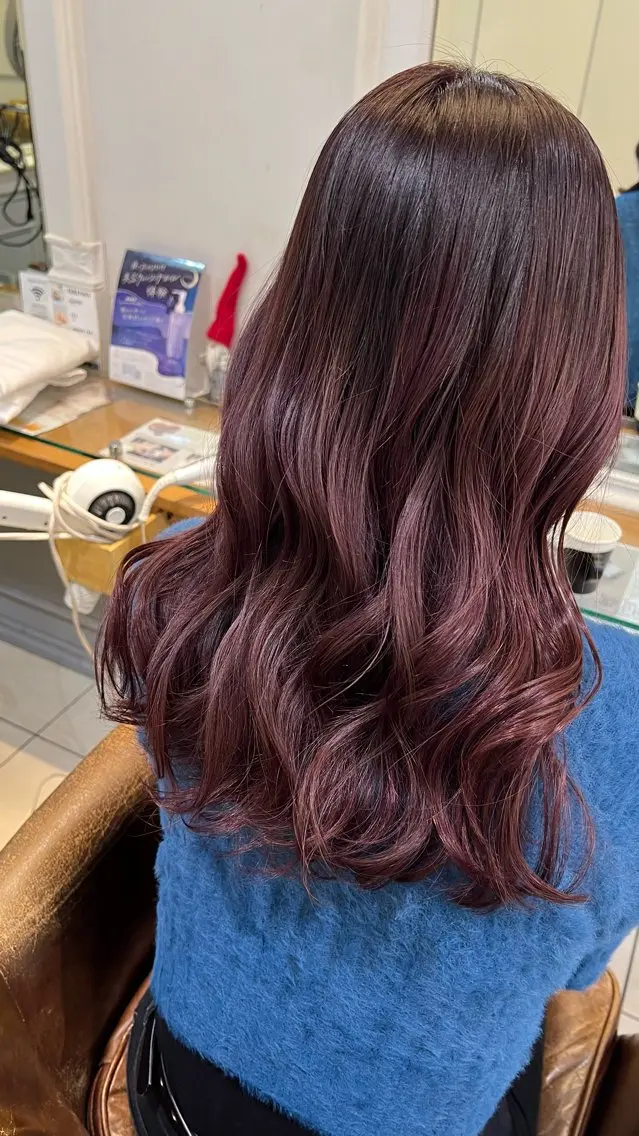 ロング カラー グラデーションカラー カット ヘアカラー トリートメント 🍓🍇 MAHO💞のヘアスタイル