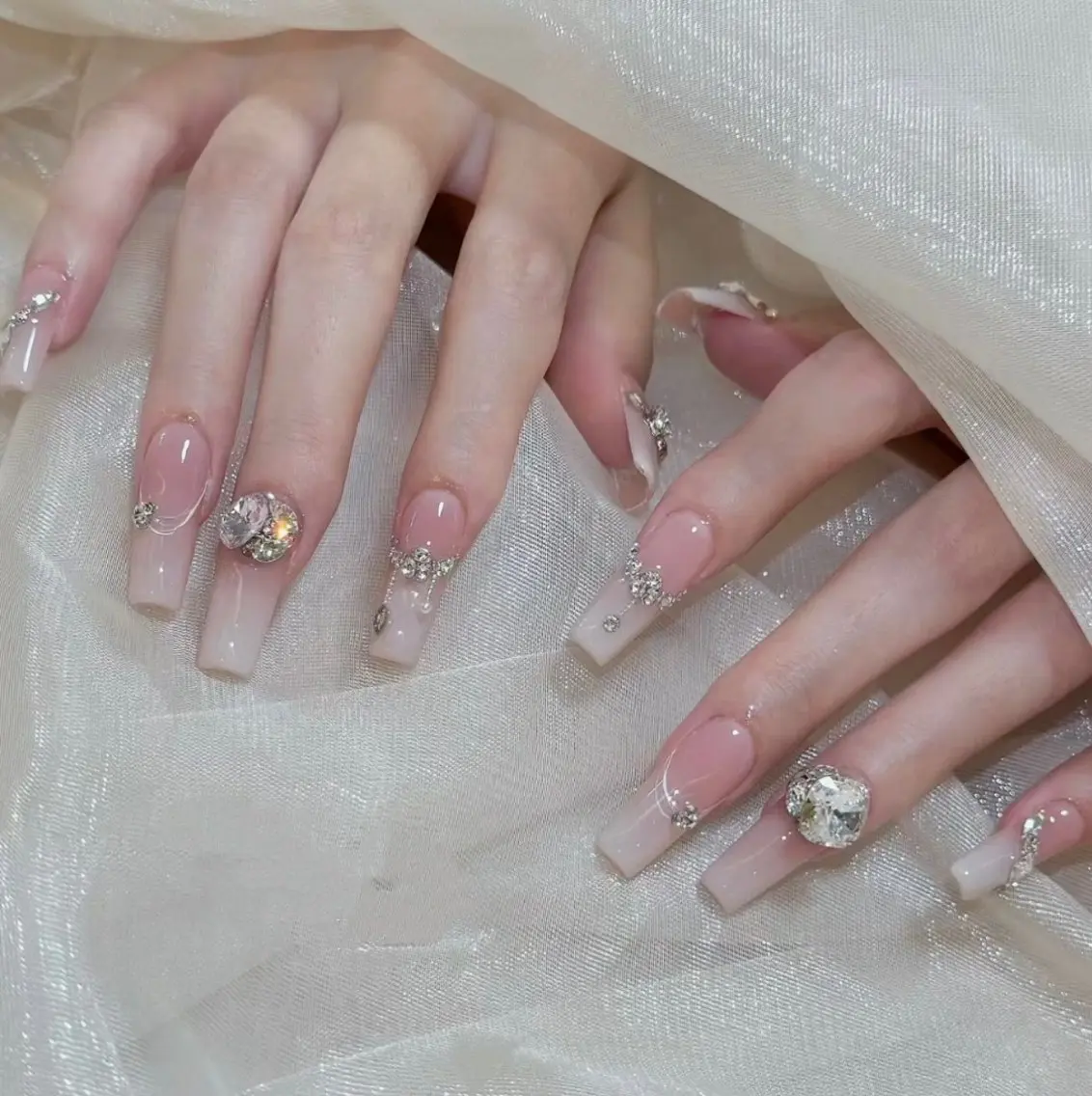 ネイル ハンドネイル D-BEAUTY Nailsalonのネイルデザイン