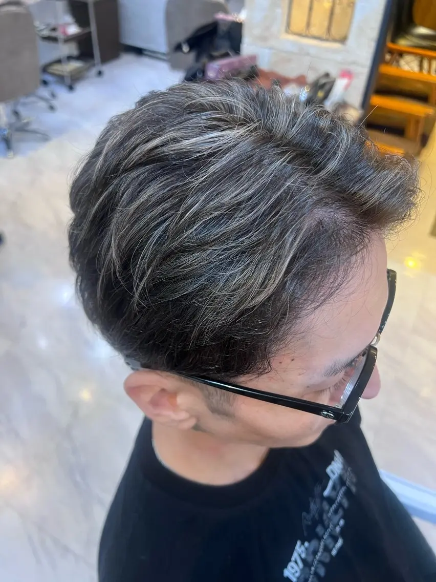 メンズ カット ヘアカラー 大人デザイン 🍃MORIKA🍃のヘアスタイル