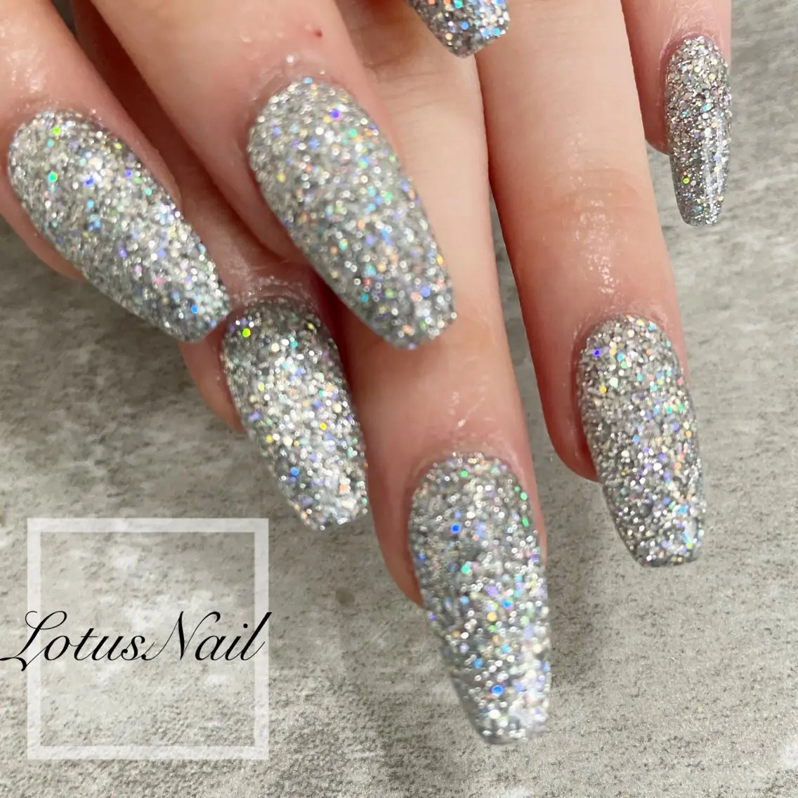 ネイル ラメ(グリッター) スカルプネイル Lotus Nailのネイルデザイン