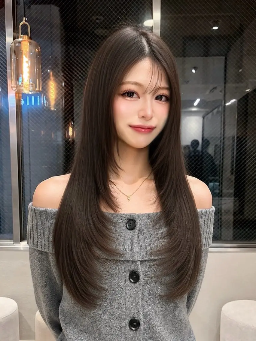 ロング カラー ベージュカラー ブリーチ ダブルカラー ラベンダーカラー ラベンダーベージュ カット ヘアカラー トリートメント 友田 那都のヘアスタイル