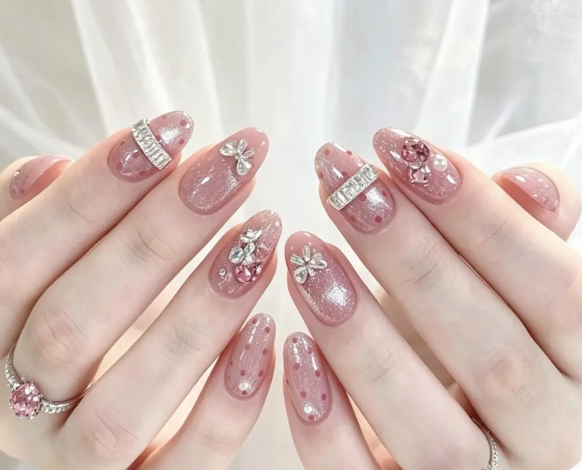 ネイル ハンドネイル エリ🫧 nail池袋東口のネイルデザイン