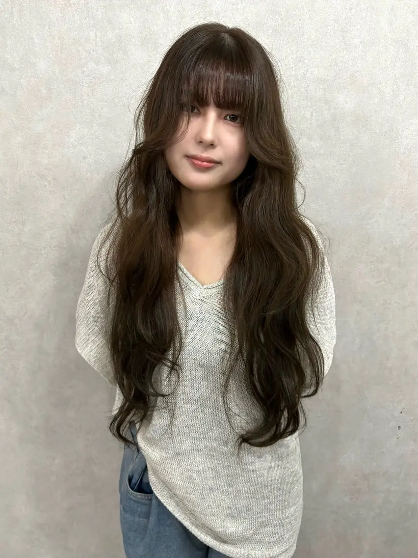 ロング カラー ヘアカラー トリートメント 盛れる顔まわり✨🎀 レイヤー別所好葉のヘアスタイル