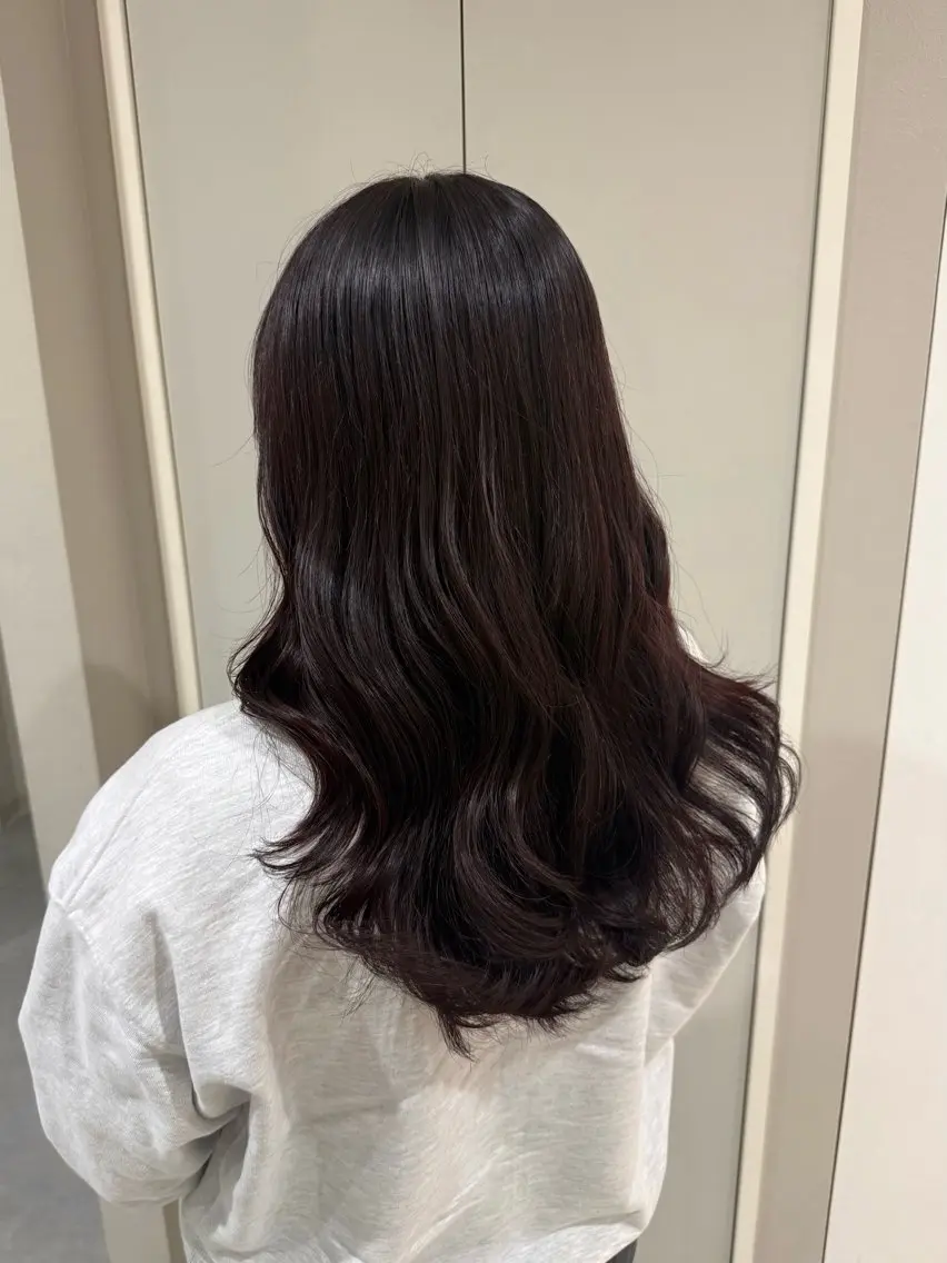 ロング カラー カット ヘアカラー neneka レイヤー／パーマのヘアスタイル