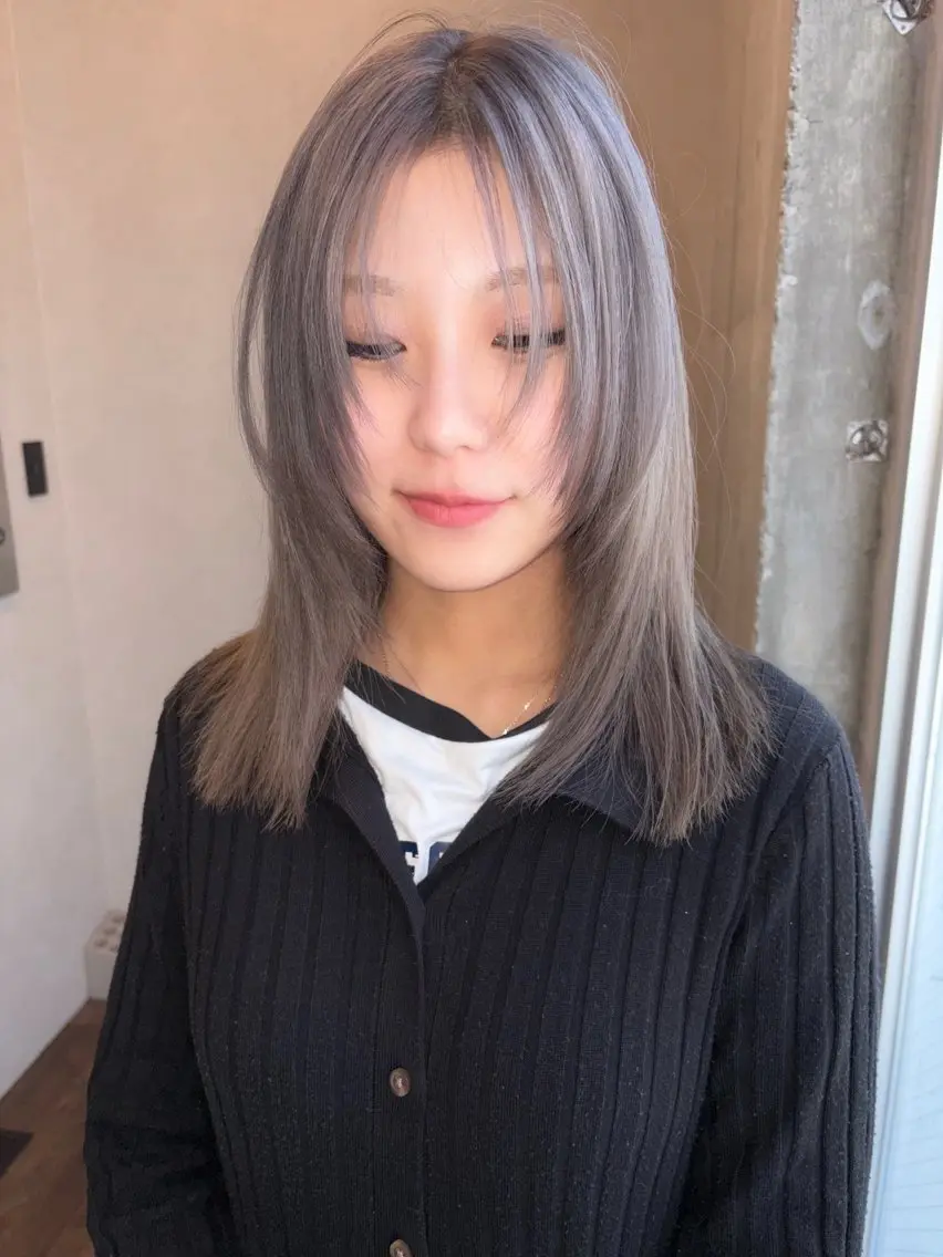 似合わせカット+透明感カラー+クイックトリートメントの写真