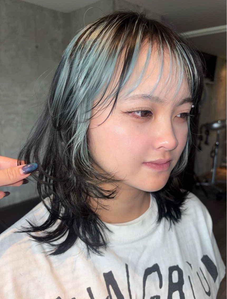 ミディアム カラー ヘアカラー トリートメント Cocona🦤 ハイトーン/レイヤーのヘアスタイル