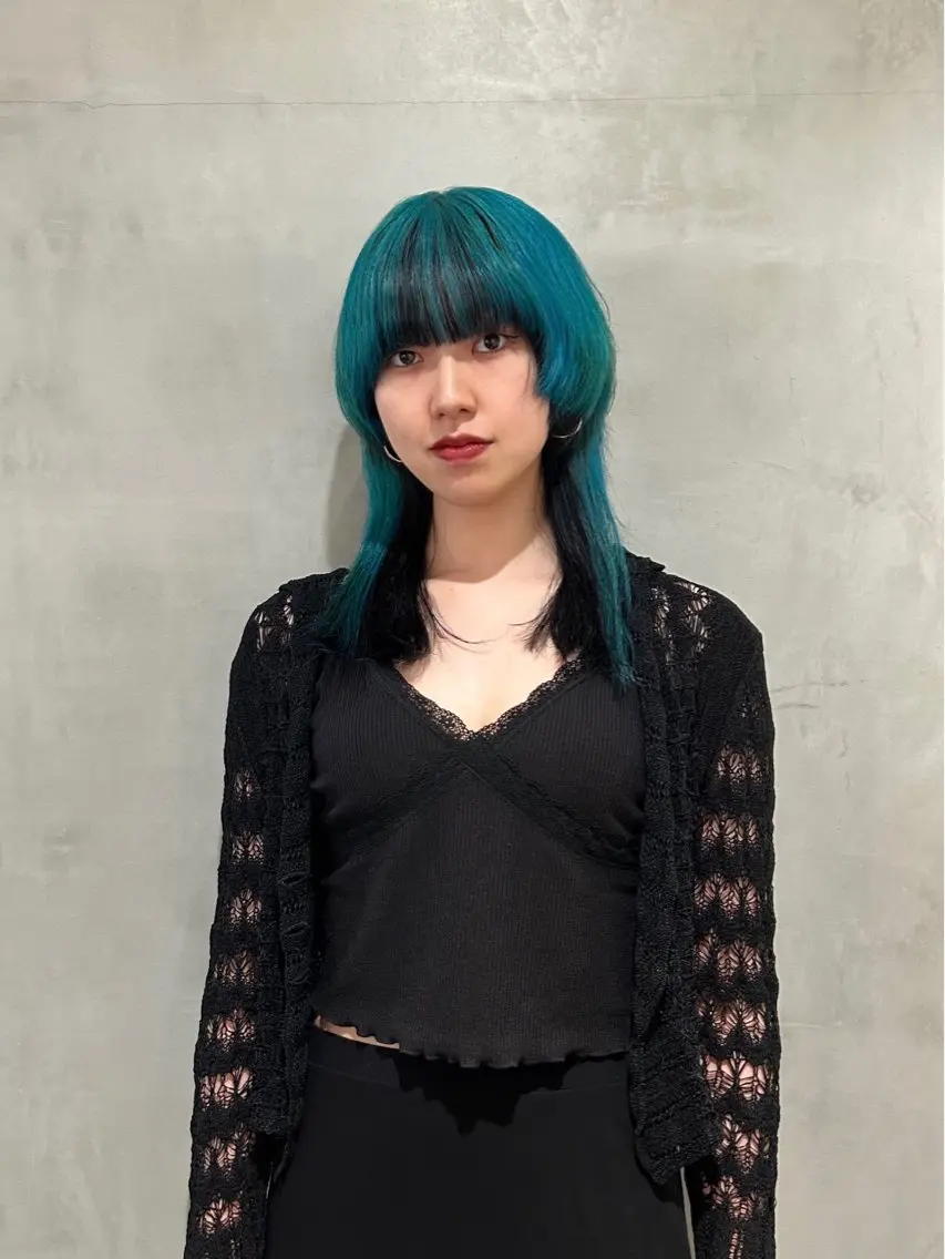 セミロング カラー タナカ カナ🫧のヘアスタイル