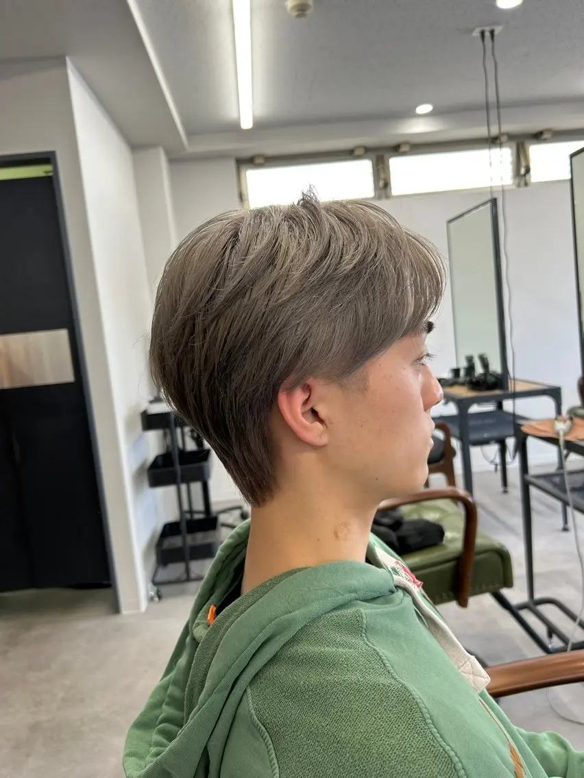 カラー メンズ グレージュ カット ヘアカラー SHAFT Ieiriのヘアスタイル