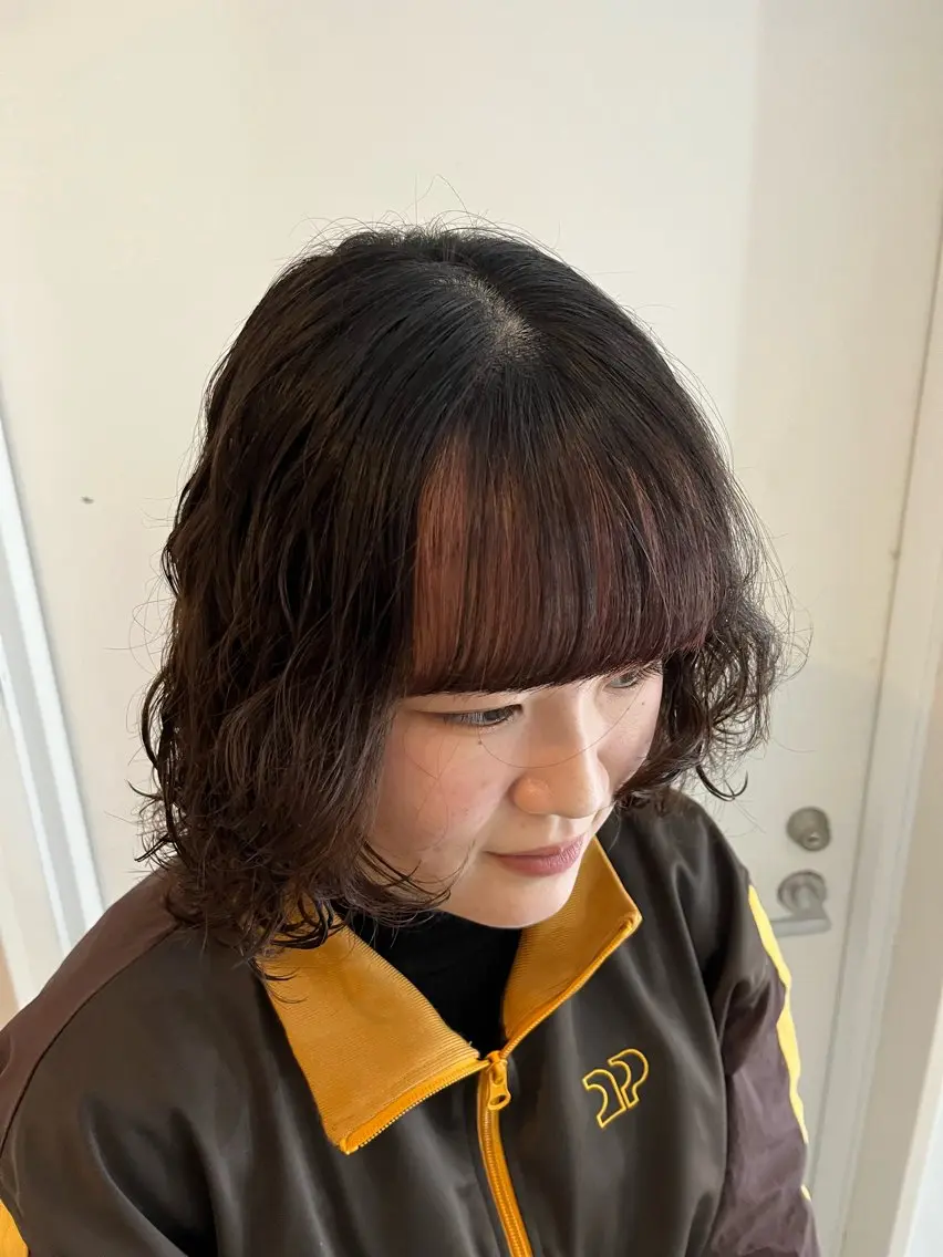 ショート カラー ベージュカラー ピンクカラー ピンクベージュ 光本 杏のヘアスタイル