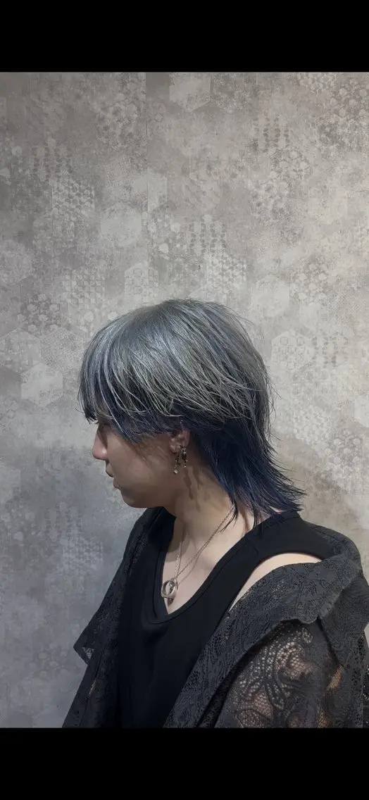 カラー メンズハイトーン 北斗💍レイヤーのヘアスタイル