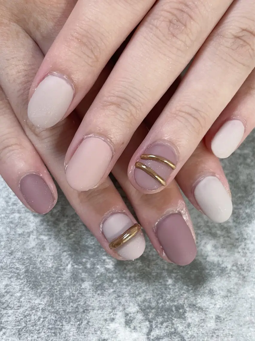 ネイル ハンドネイル FIORITURA aiのネイルデザイン