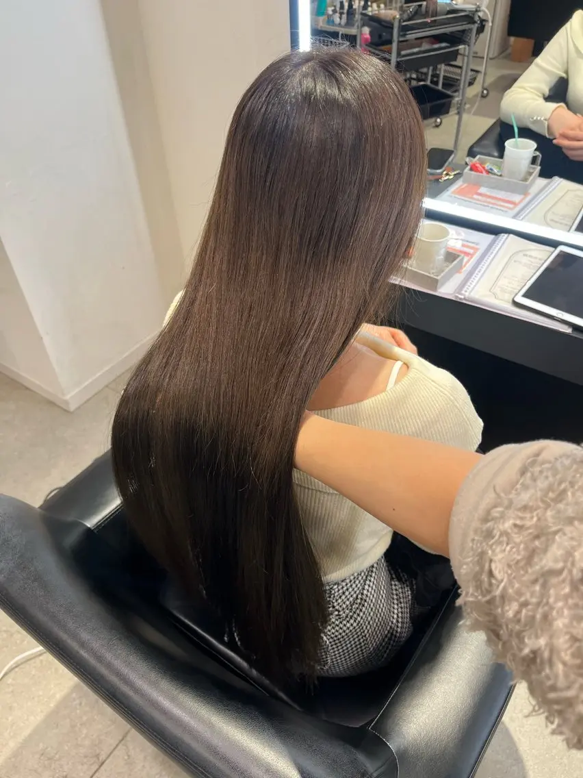 ロング カラー カット ヘアカラー トリートメント 顔周りレイヤー 髪質改善 / AYUのヘアスタイル