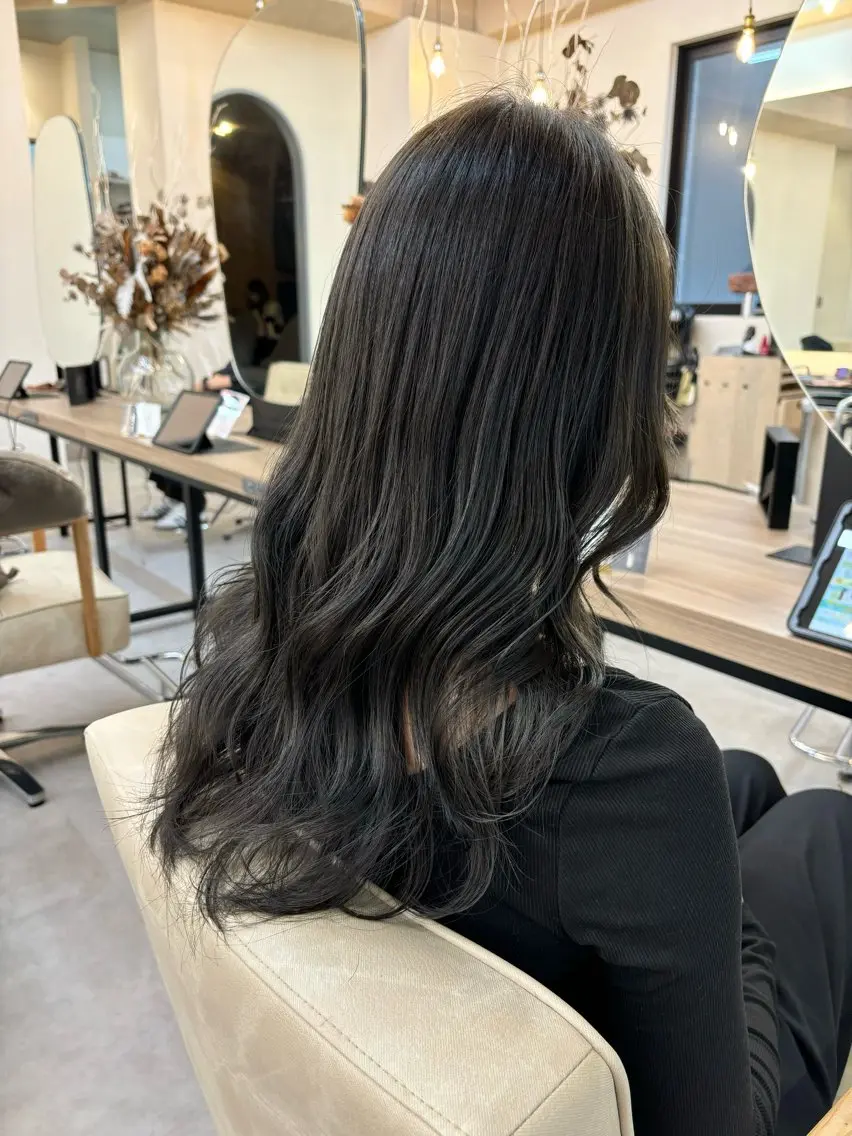 【🌟当日予約限定🌟】カット✂︎+透明感カラー🌟+自社製品トリートメント🫧の写真