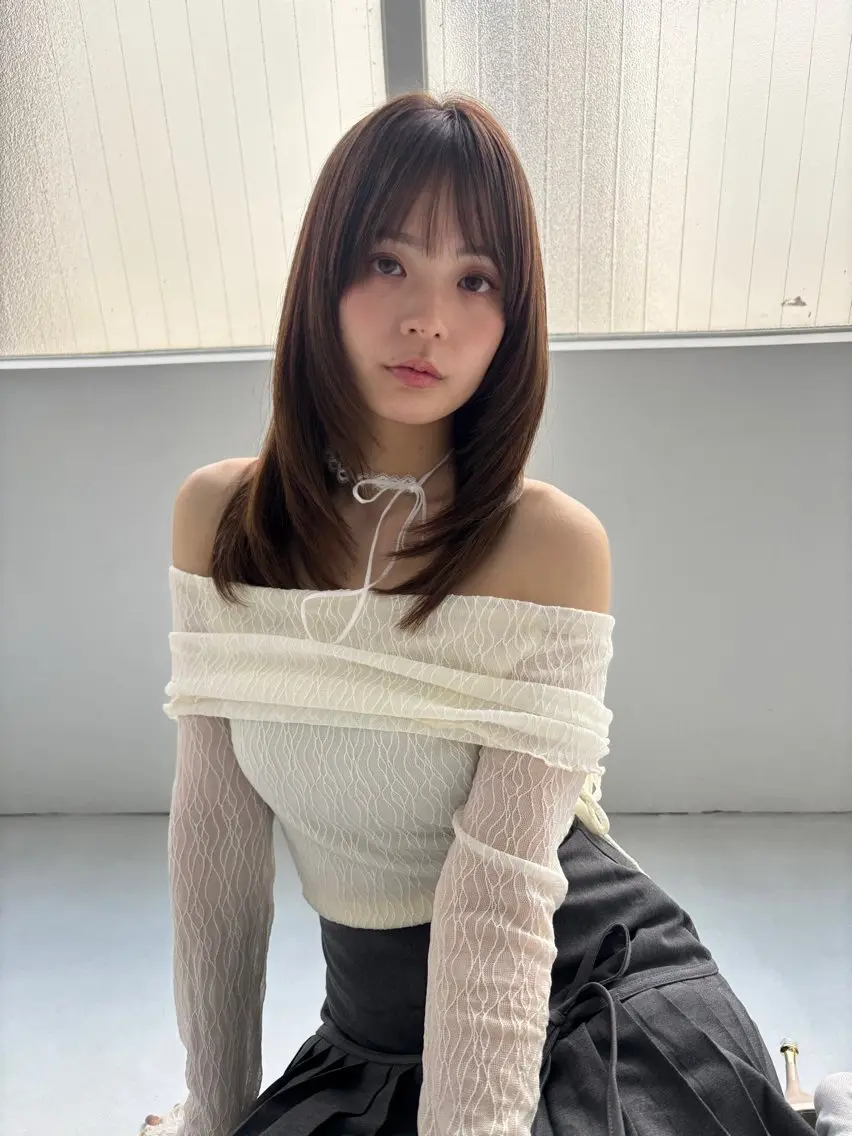 ミディアム カラー ブラウンカラー 透明感カラー オリーブブラウン レイヤーカット カット ヘアカラー トリートメント レイヤーカット🎀 kanaのヘアスタイル