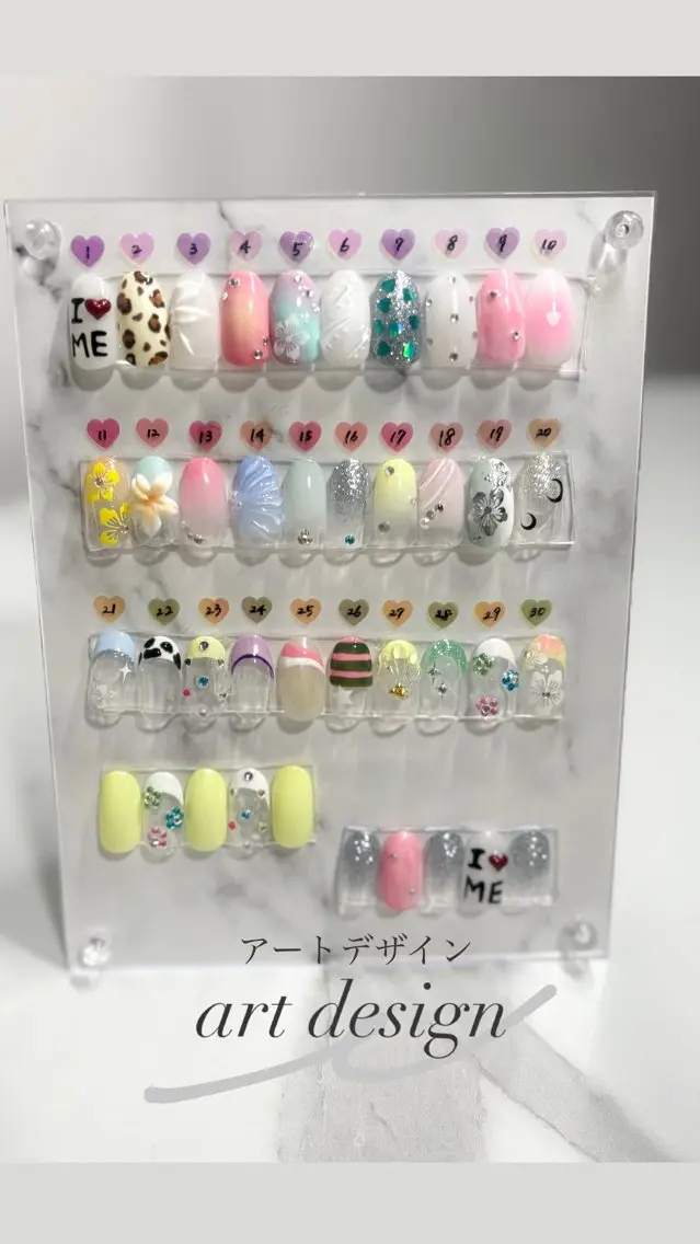 ネイル もも セプトアカデミーのネイルデザイン