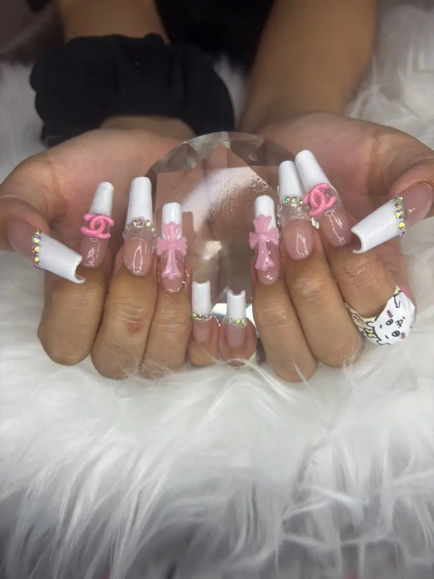 ネイル フレンチネイル Gaura nail salonのネイルデザイン