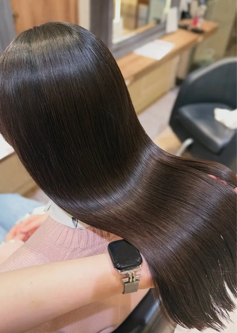 ロング カラー カット トリートメント さら艶レイヤーカット 🩶Suzuneのヘアスタイル