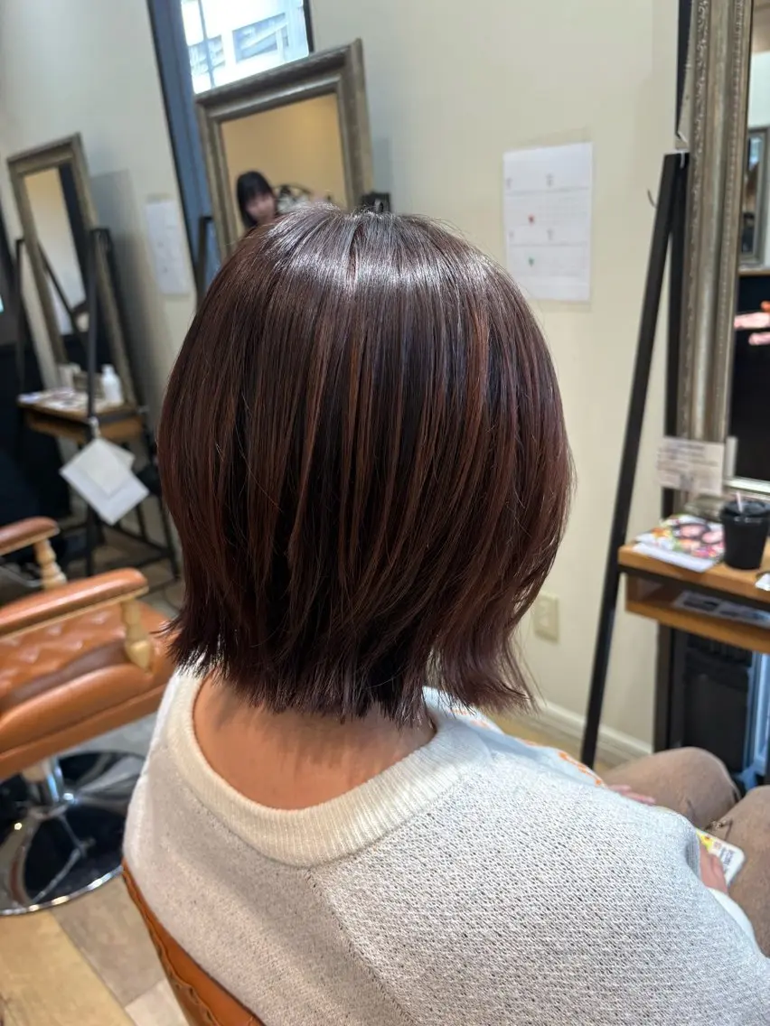 ミディアム カラー カット ヘアカラー しおり🍬 KOKORO🤍のヘアスタイル