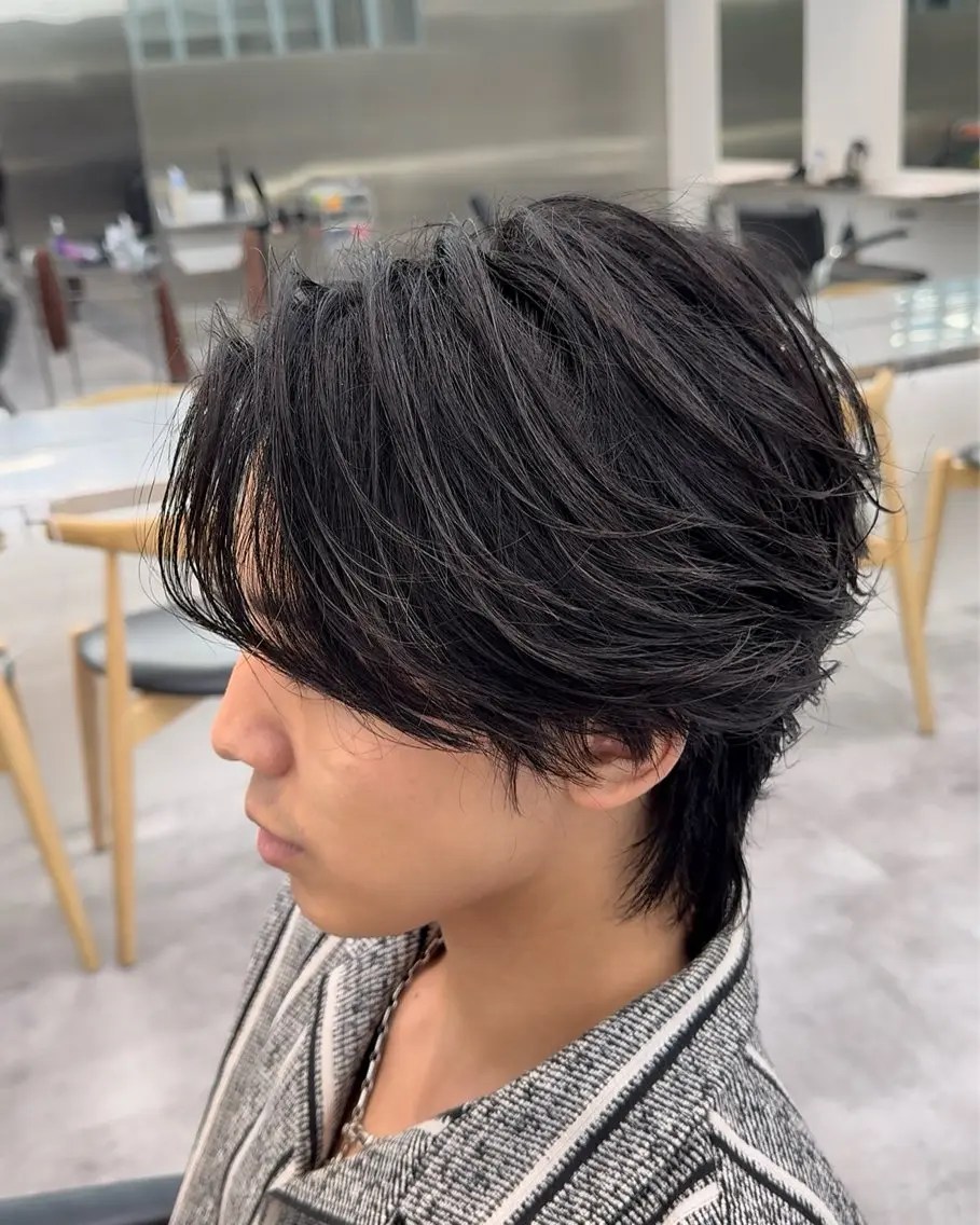 パーマ メンズ マッシュパーマ fifth岡村優作のヘアスタイル
