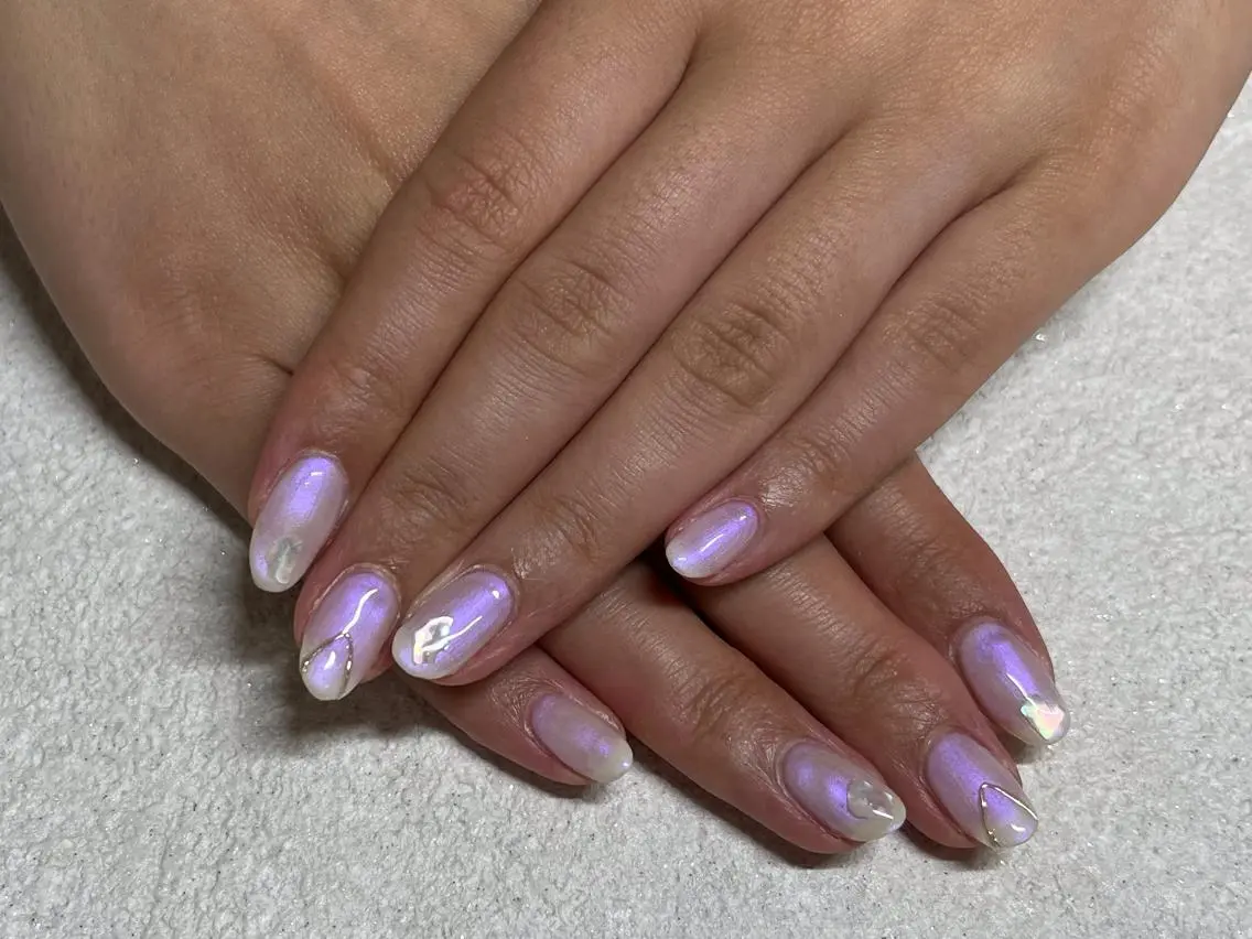 ネイル オーロラネイル フラワーネイル フットネイル フレンチネイル ジェルネイル mogunail &blowのネイルデザイン