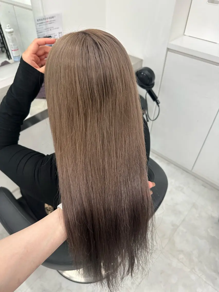 ロング ヘアカラー トリートメント 艶髪ハイトーンカラー 渋谷🎀ririkaのヘアスタイル