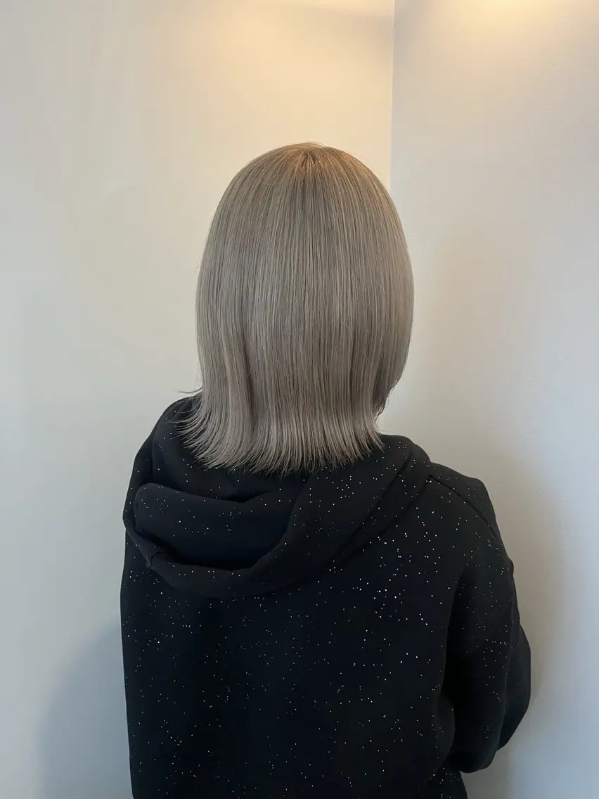ミディアム ヘアカラー 小長谷 夕菜のヘアスタイル