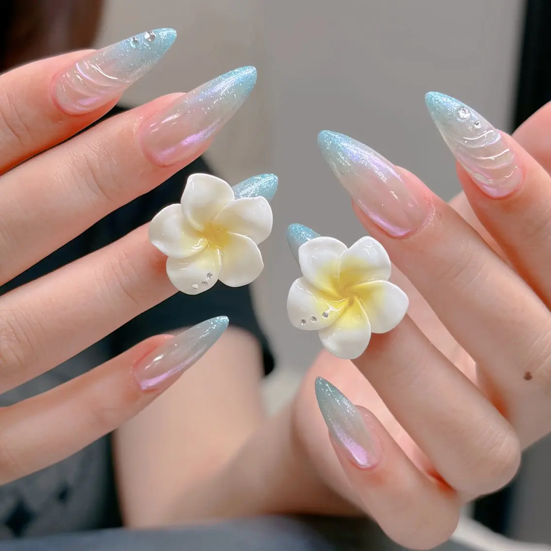 ネイル ハンドネイル FLY Nail 梅田店のネイルデザイン