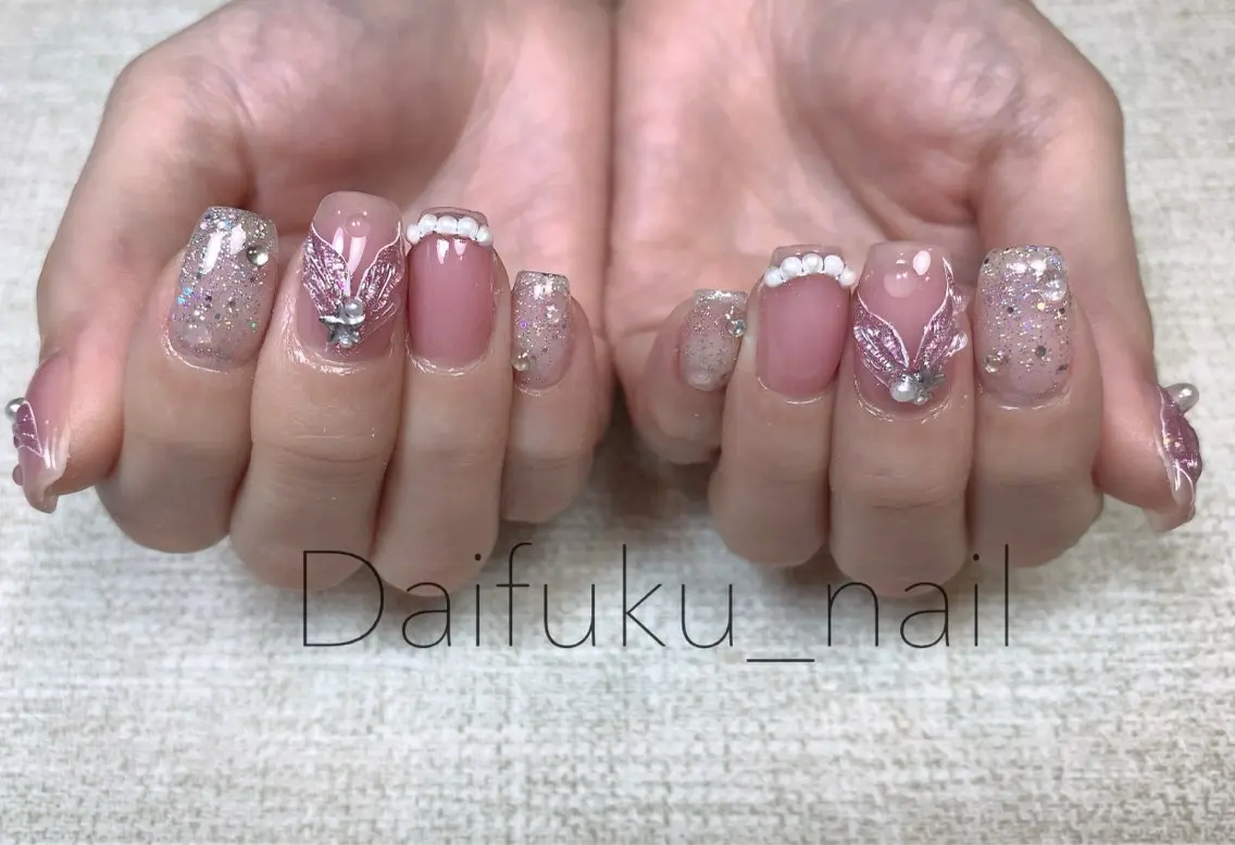 ミディアム ハンドネイル Daifuku nailsのネイルデザイン