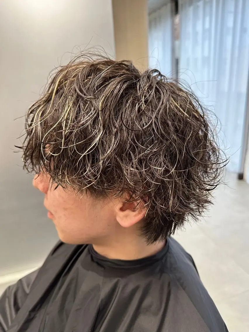 カラー パーマ メンズ メンズメッシュ 波巻きパーマ メッシュ 💪立川No.1筋肉 美容師💪/しゅーとのヘアスタイル