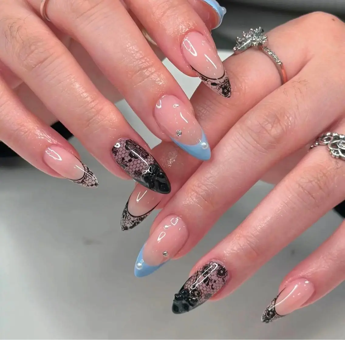 ネイル ハンドネイル フットネイル Rina Mika Nailsのネイルデザイン