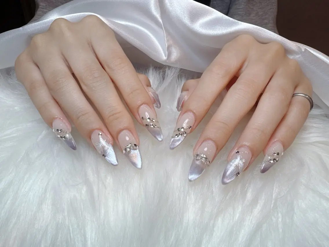 ネイル フレンチネイル グラデーション マグネットネイル ニュアンスネイル オフィスネイル ハンドネイル ハンドケア Hara Nail 【持ち込みOK】のネイルデザイン