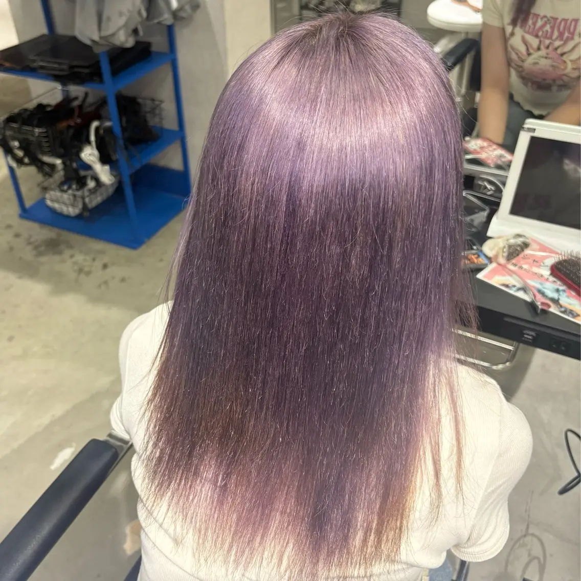 ミディアム ヘアカラー みゅう🐾ハイトーン /レイヤーカットのヘアスタイル