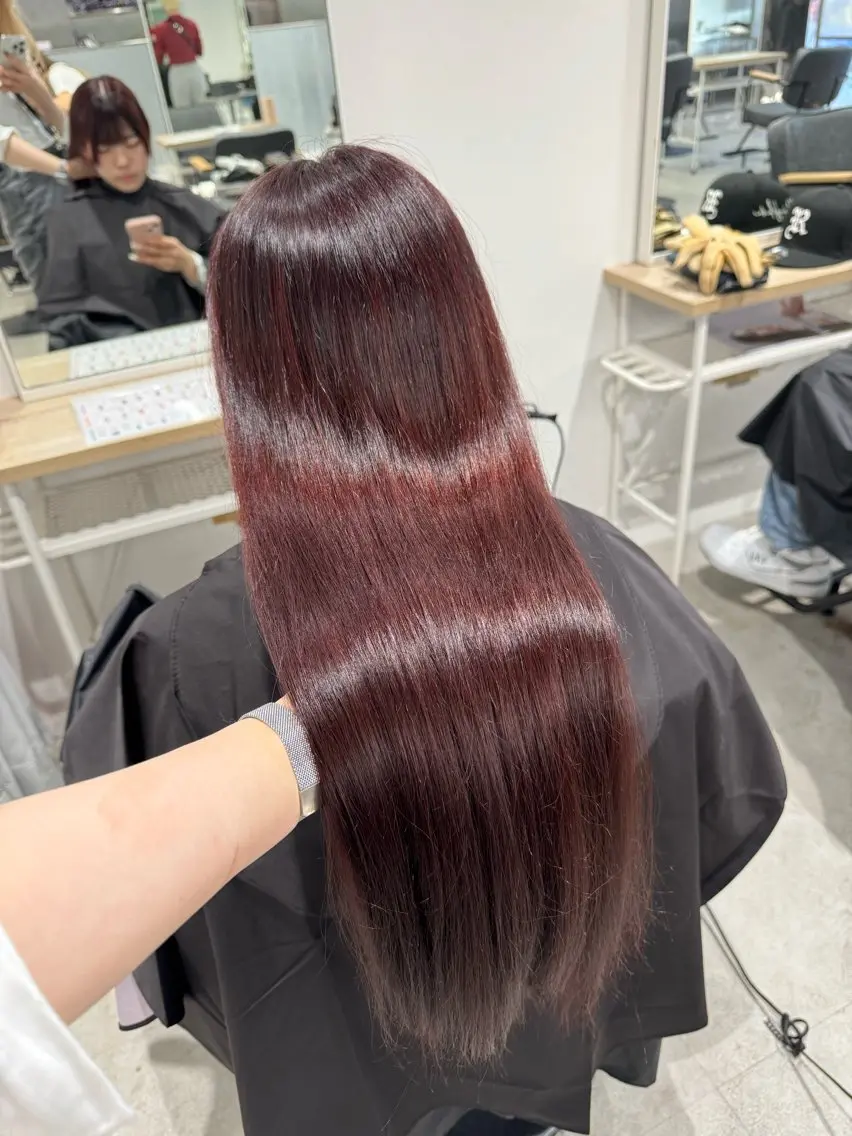 ロング ロングレイヤー 顔まわりレイヤー 顔周りカット 髪質改善 レイヤーカット アリサ/メンズ /酸性ストレートのヘアスタイル