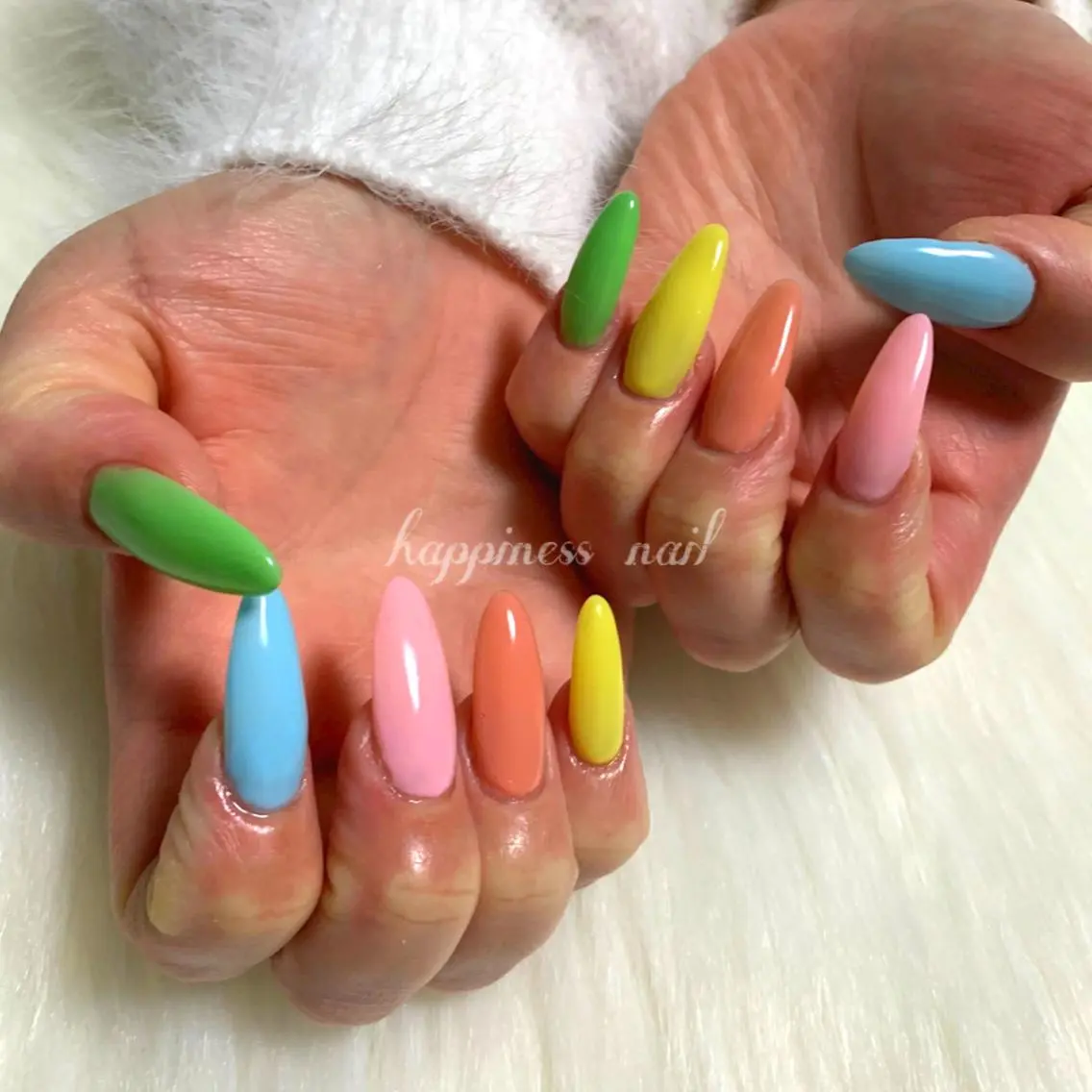 ネイル パステルネイル happiness nailのネイルデザイン