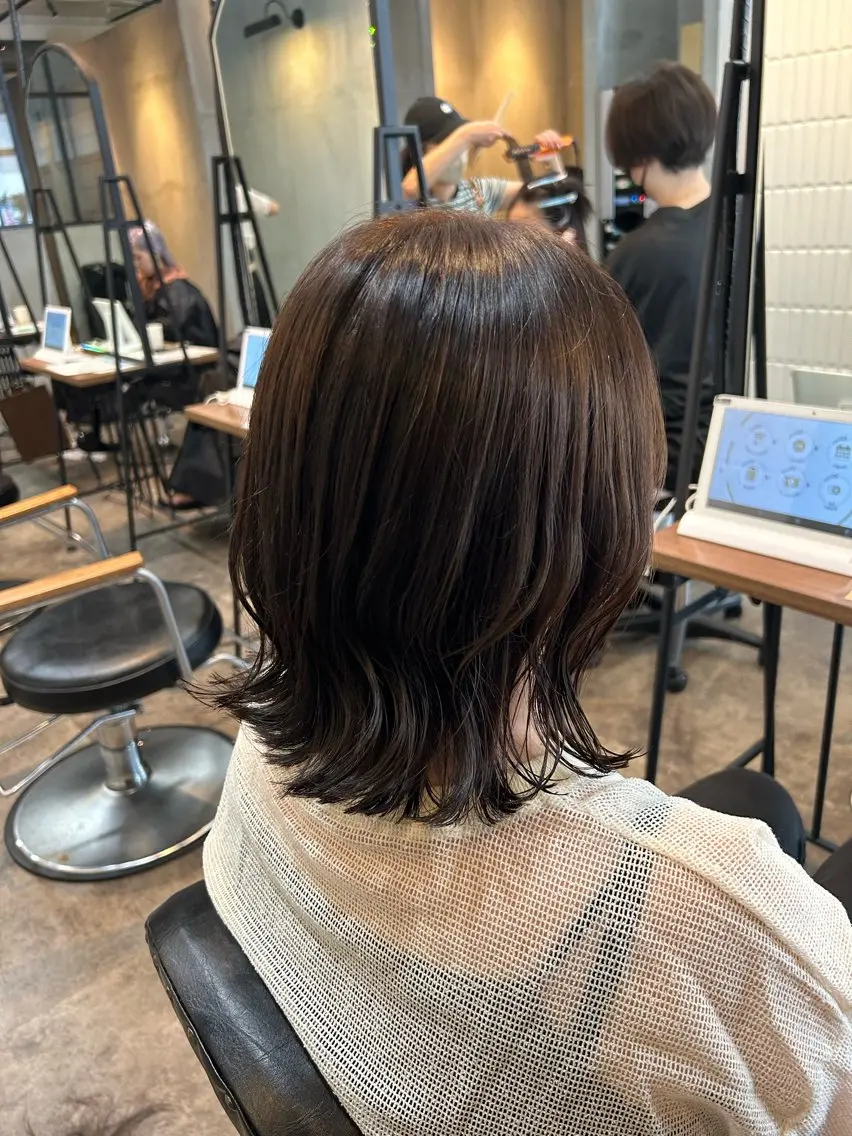ブラウンベースのお色味☆カット＋潤い艶カラーの写真