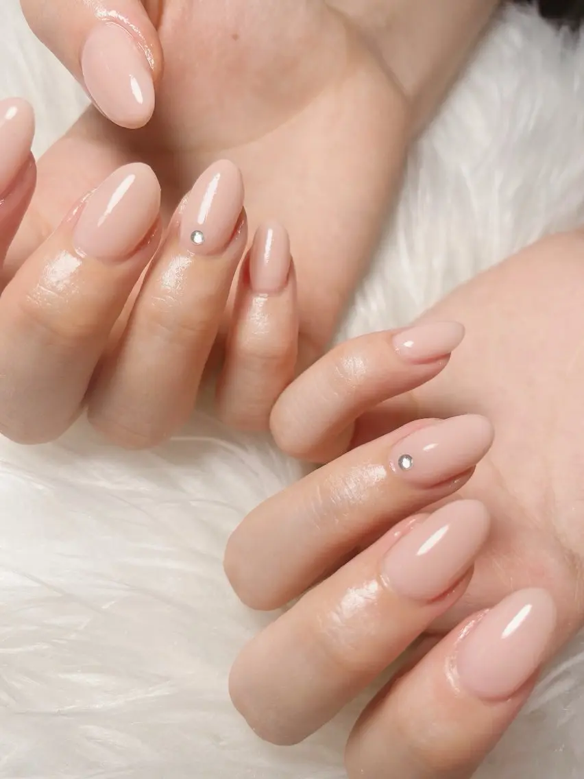 ネイル ピンク ピンクベージュ ストーンネイル ハンドネイル nailsalon Rinのネイルデザイン
