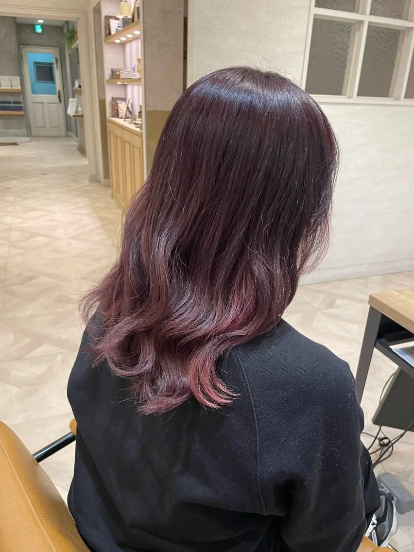 ロング カラー ラベンダーカラー ピンクカラー ピンクラベンダー 透明感カラー 🩶🩵🩷AIRIのヘアスタイル