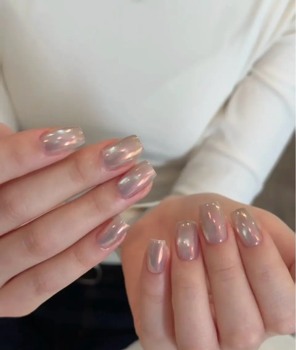ネイル フレンチネイル ラメ(グリッター) ラメグラデーション マグネットネイル 持ち込み ハンドネイル Unicorn Nail原宿表参道のネイルデザイン