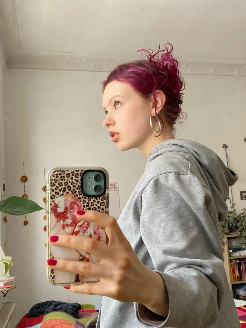 ロング カラー ヘアカラー トリートメント momona english okのヘアスタイル