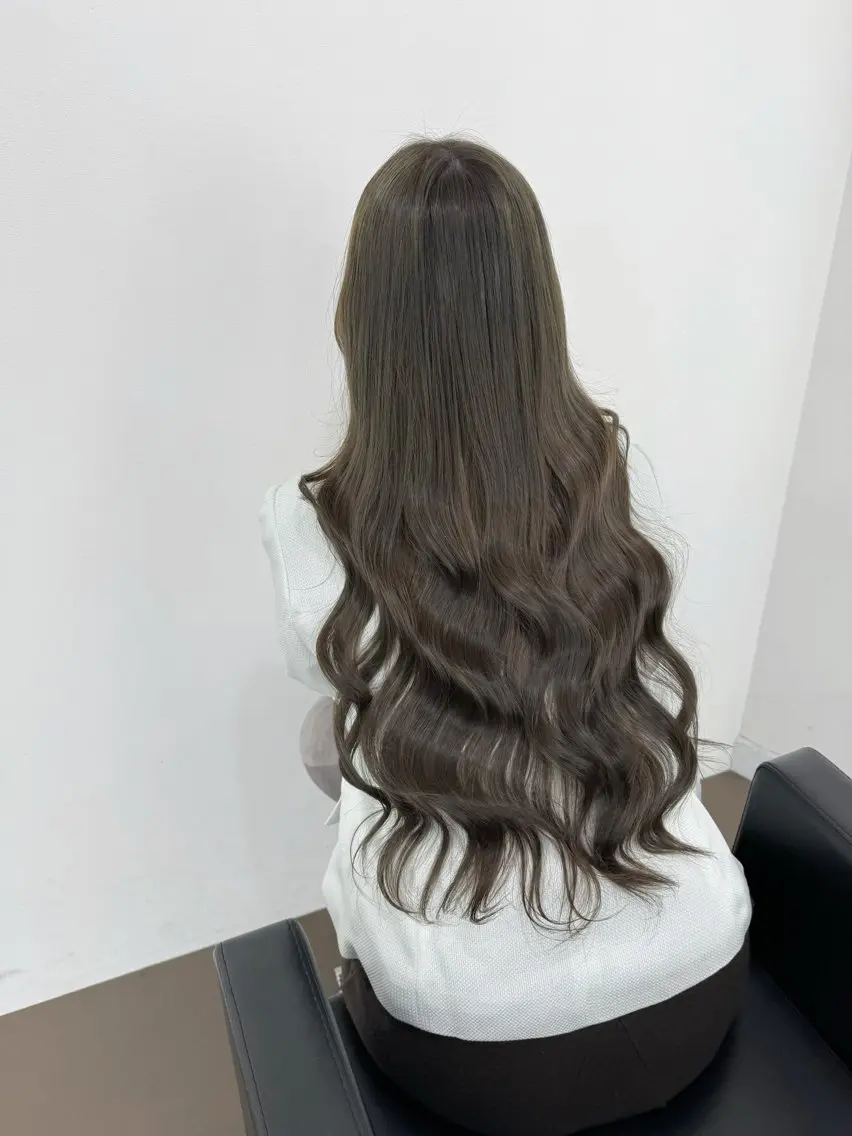 ロング ロング 【ioe岡本】🐶 向井歩のヘアスタイル