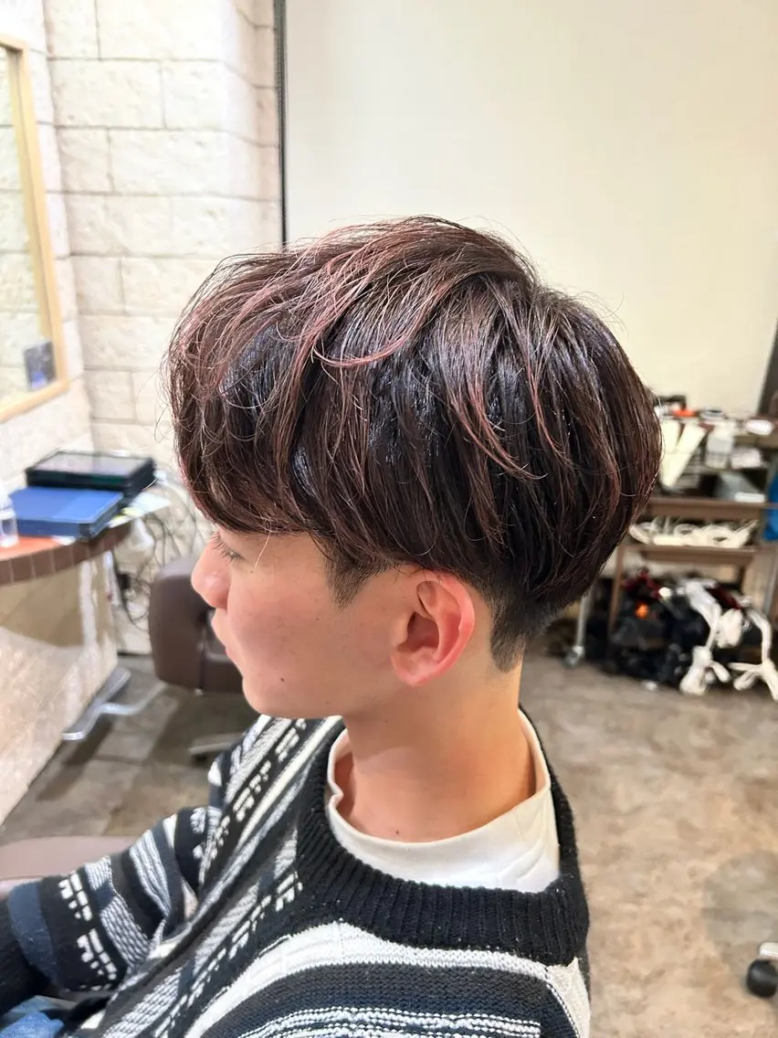 メンズ マッシュ 刈り上げ カット 小林 美南のヘアスタイル