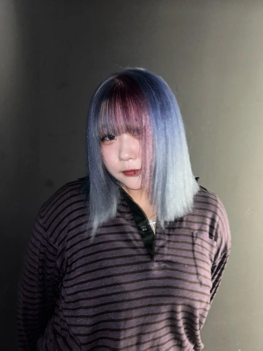 セミロング カラー ヘアアレンジ デザインカラー 🎀ブリーチカラー 🎀なつのヘアスタイル