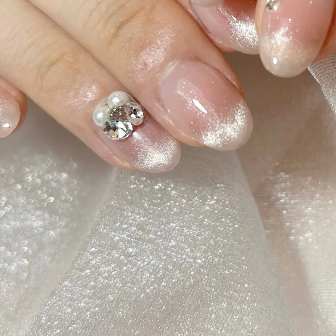 ミディアム ハンドネイル Nishiyama Honokaのネイルデザイン