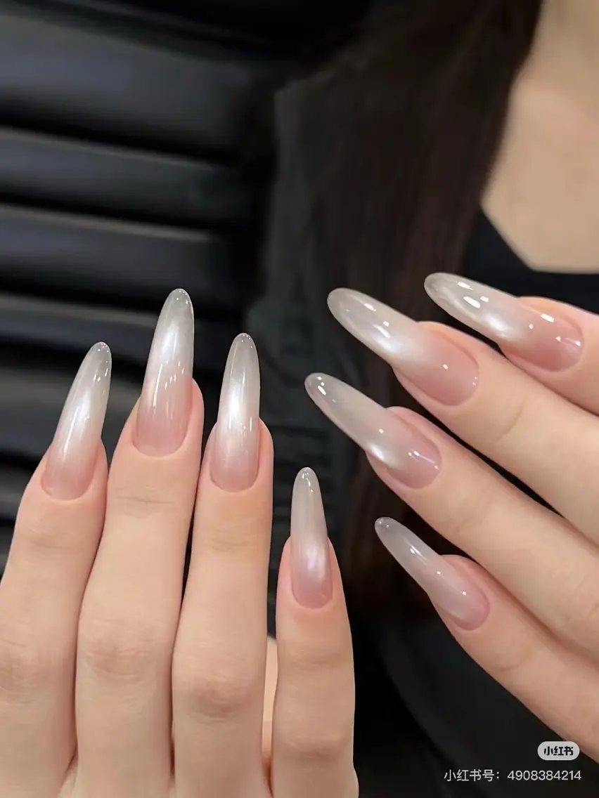 ネイル ハンドネイル ハンドケア NEVA SALON あやかのネイルデザイン