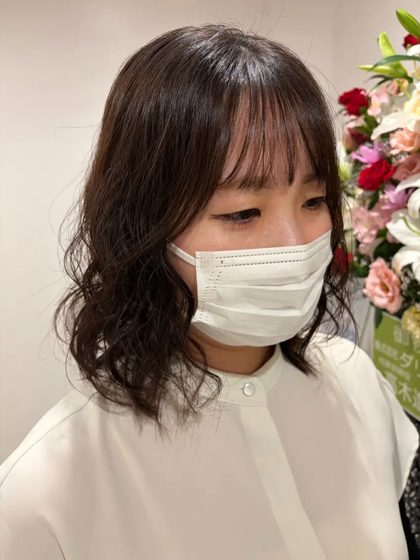 ミディアム パーマ ミディアムパーマ 顔周りカット 小顔カット かけだ まゆのヘアスタイル