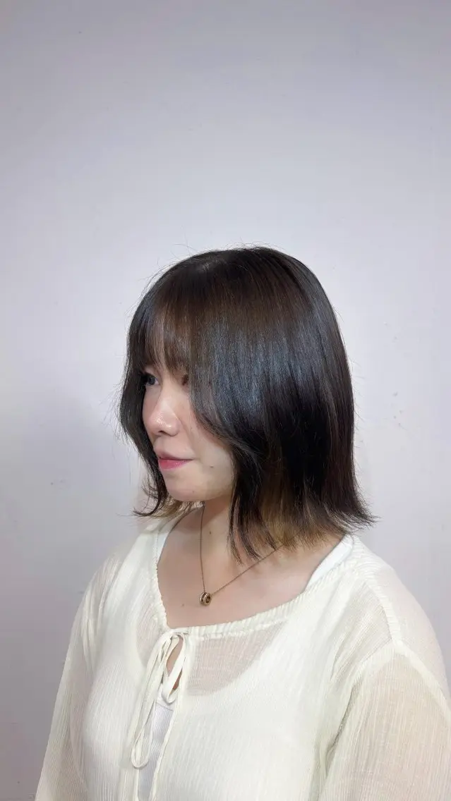 カラー 直木 絵美のヘアスタイル