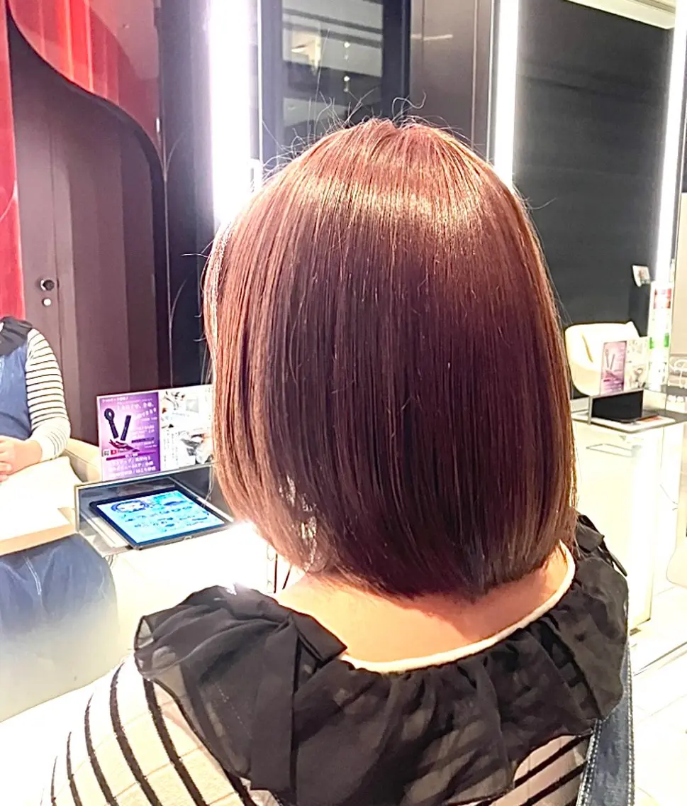 ミディアム ボブ 髪質改善 トリートメント ウルフ・ハイレイヤー 🌟ナカノ・ユウヤのヘアスタイル